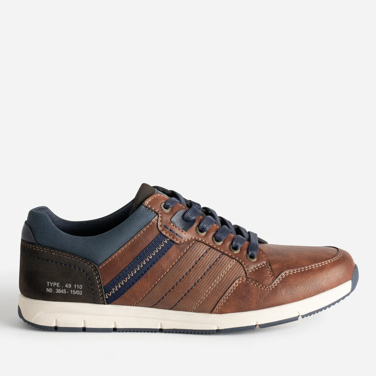 Eram Baskets/Tennis^Tennis et bleu marine COGNAC