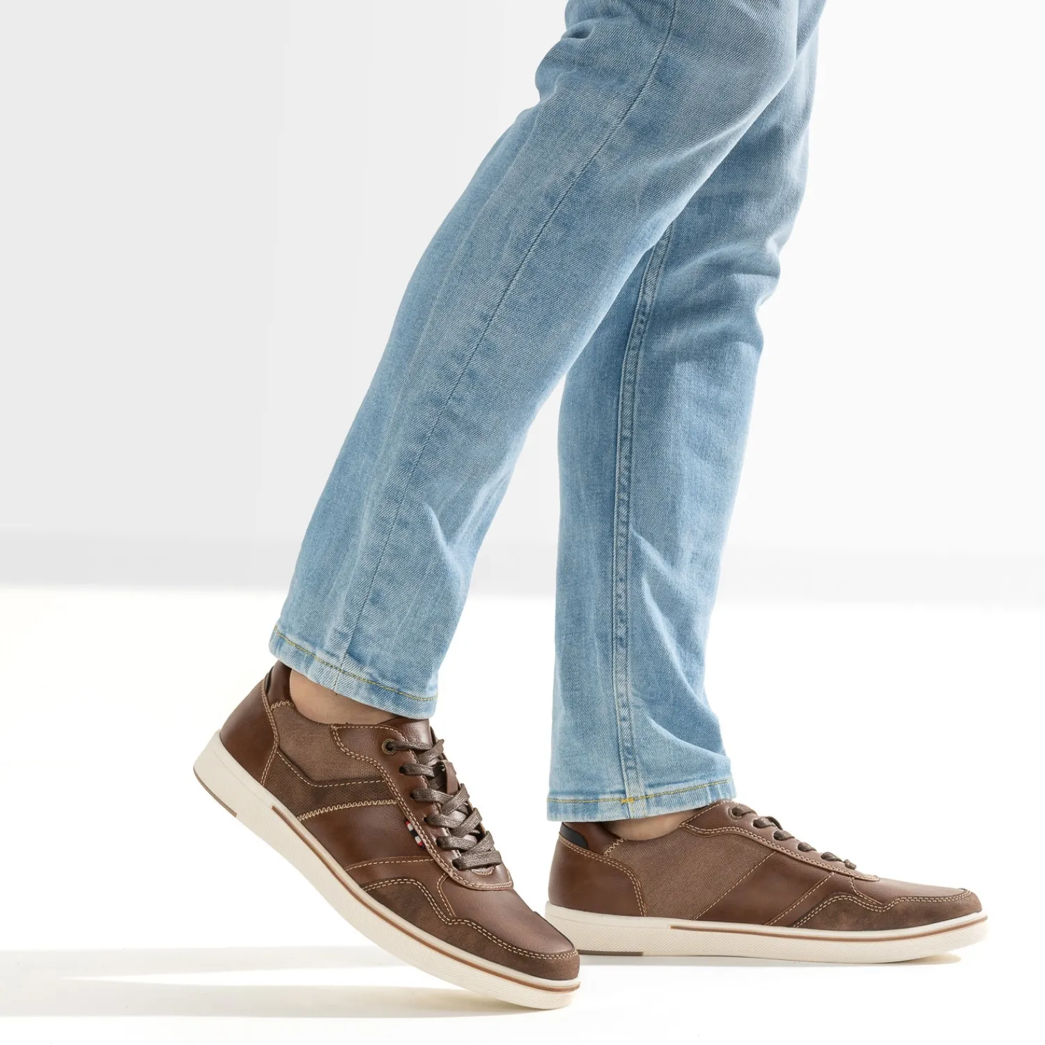 Eram Baskets/Tennis^Tennis homme COGNAC