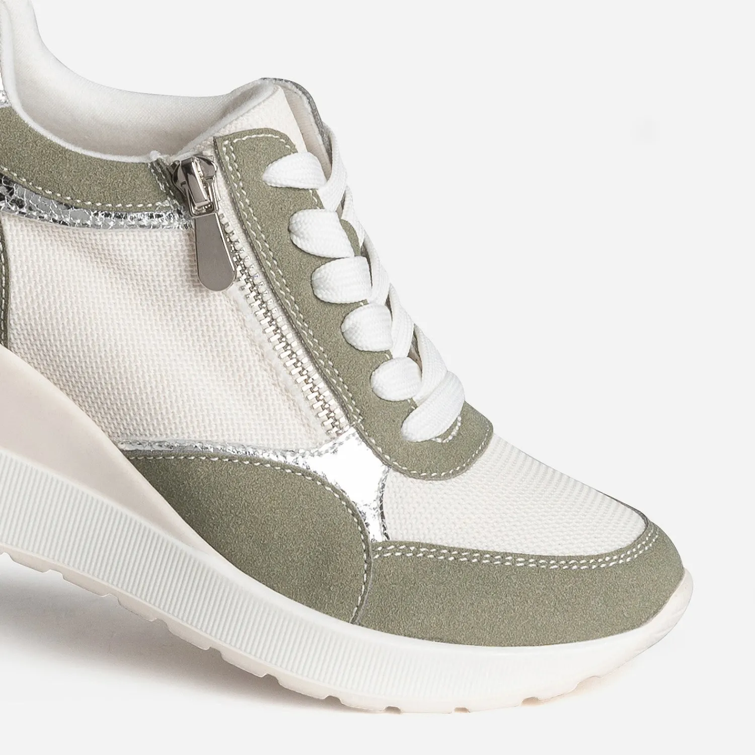 Eram Baskets^Tennis compensée kaki, blanc, argent métallisé BEIGE