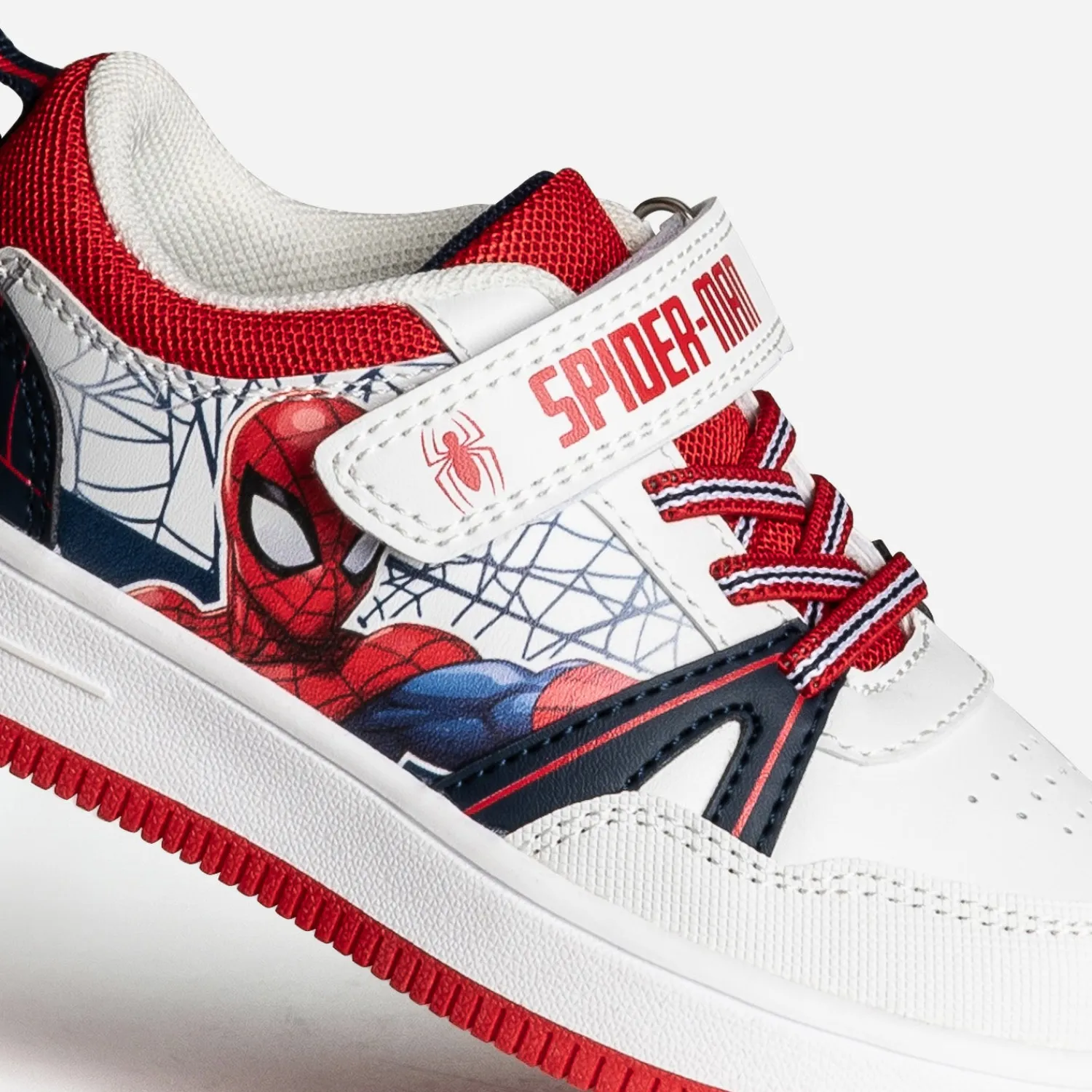 703 Baskets^Tennis enfant SPIDERMAN et blanche ROUGE