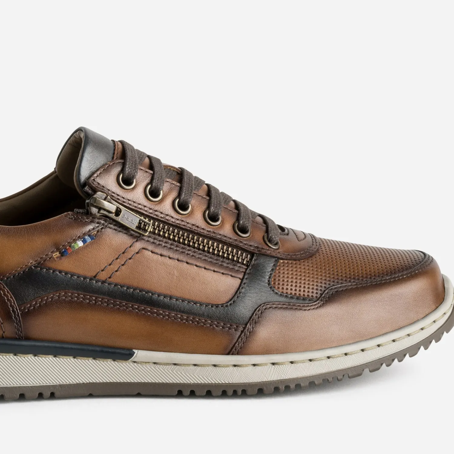 FRANCE ARNO Chaussures De Ville^Tennis cuir COGNAC