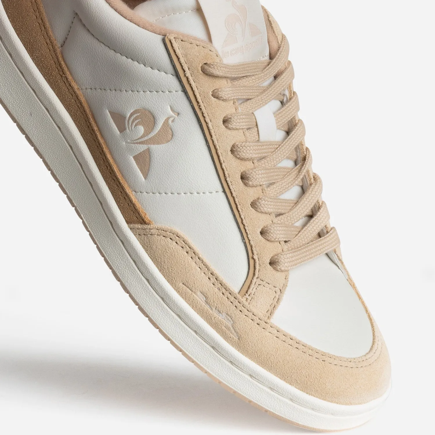 Le Coq Sportif Baskets^Tennis beige cuir BLANC