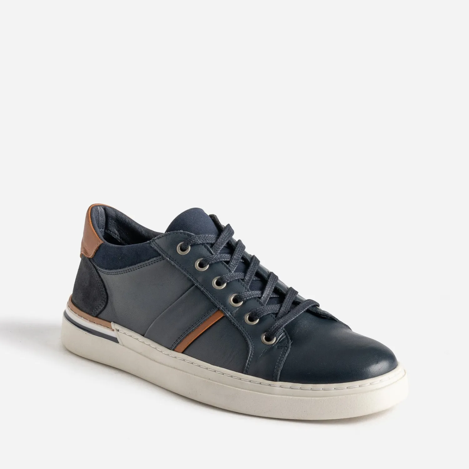 Eram Baskets/Tennis^Tennis cuir détail camel MARINE