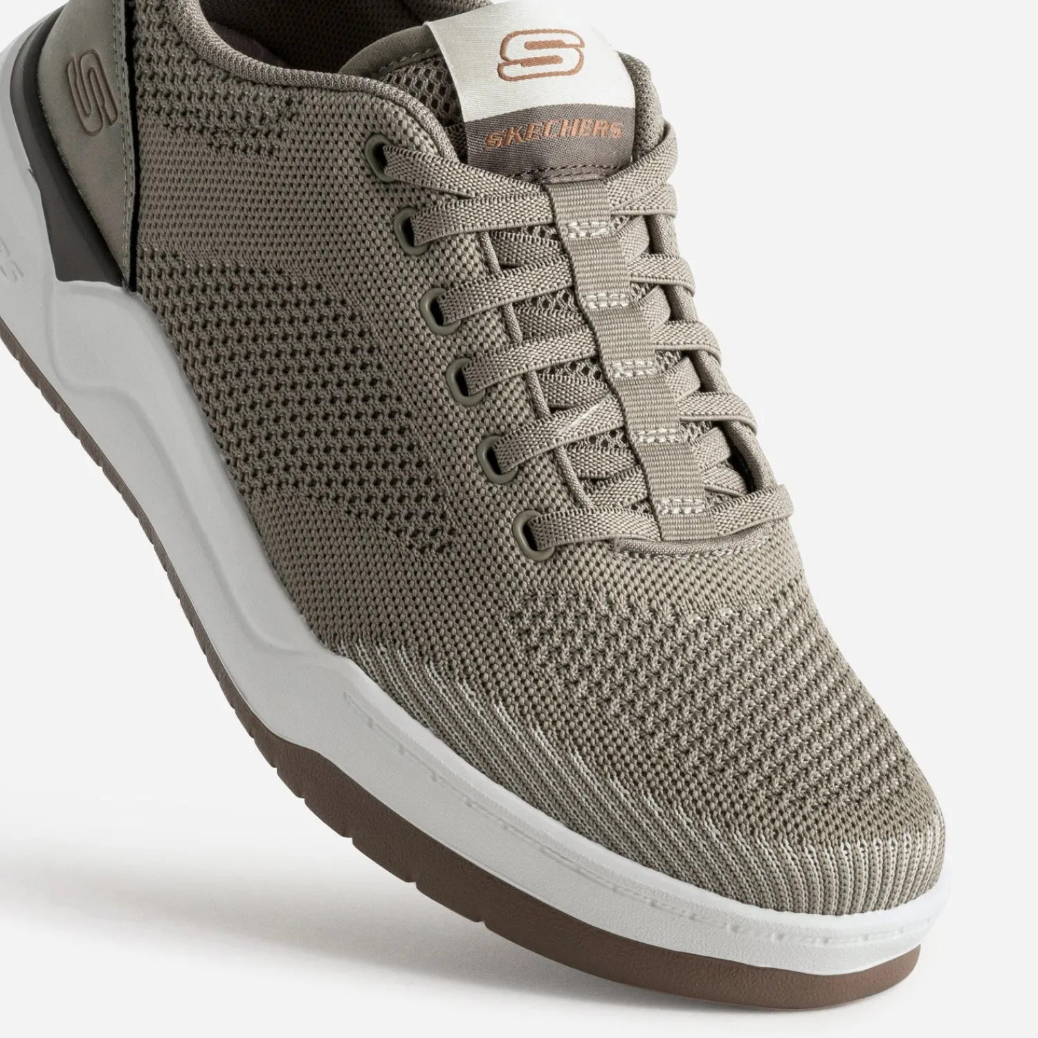 Skechers Baskets/Tennis^Tennis en mesh tricoté TAUPE
