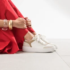 Texto Baskets^Tennis , gris, beige BLANC